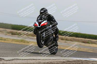 media/May-26-2025-Lets Ride (Mon) [[3bf1de1d65]]/A Group/12pm (Wheelie Bump)/